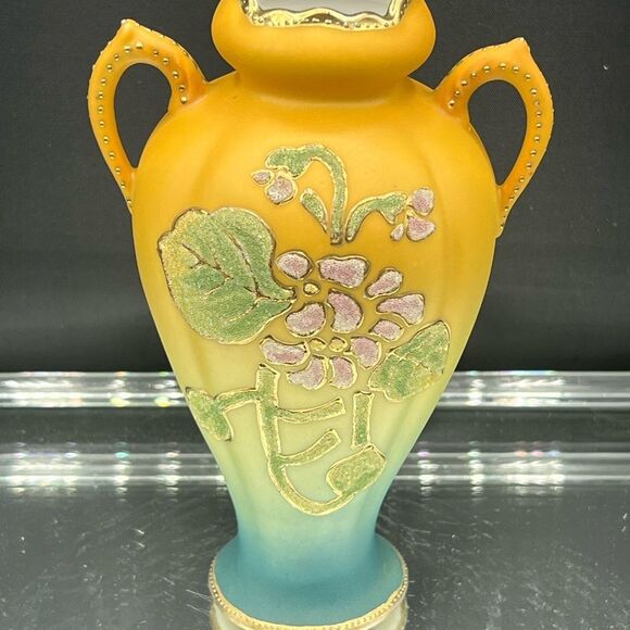 Antique NIPPON 1909 Moriage Two Handed Vase with Flowers RARE JAPAN RARE - Picture 1 of 8
